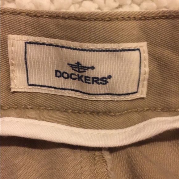 Dockers shorts - Picture 3 of 8
